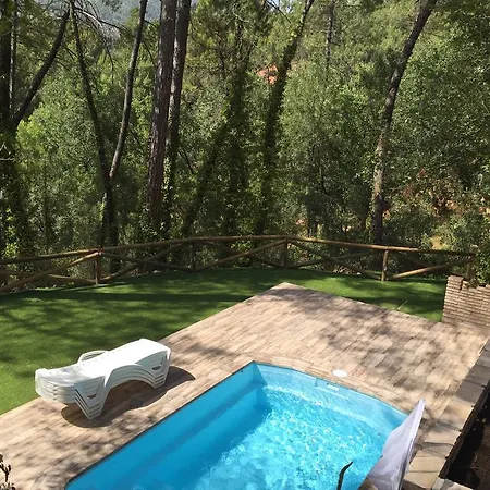 Ermita Santa Maria De La Sierra Holiday home Arroyo Frio